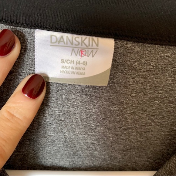 SOLD Danskin half zip pullover - Picture 4 of 5